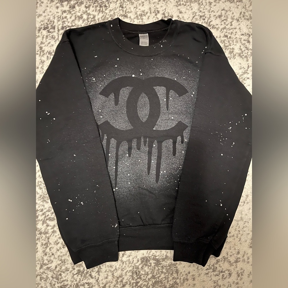 Chanel logo pullover